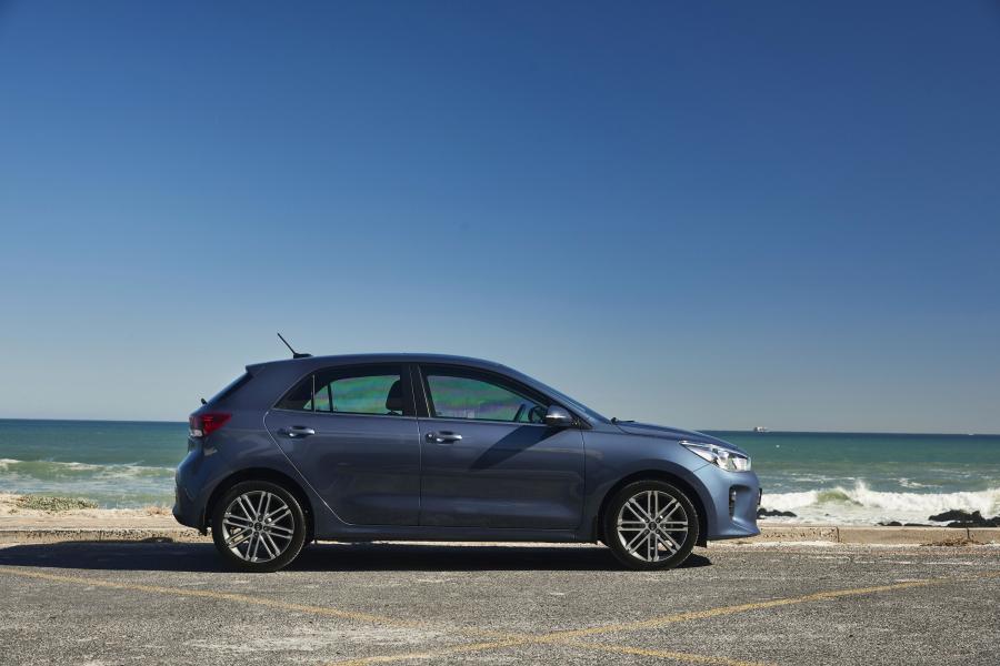  Kia Rio 2017 года  (ZA) (фото 13 из 40)